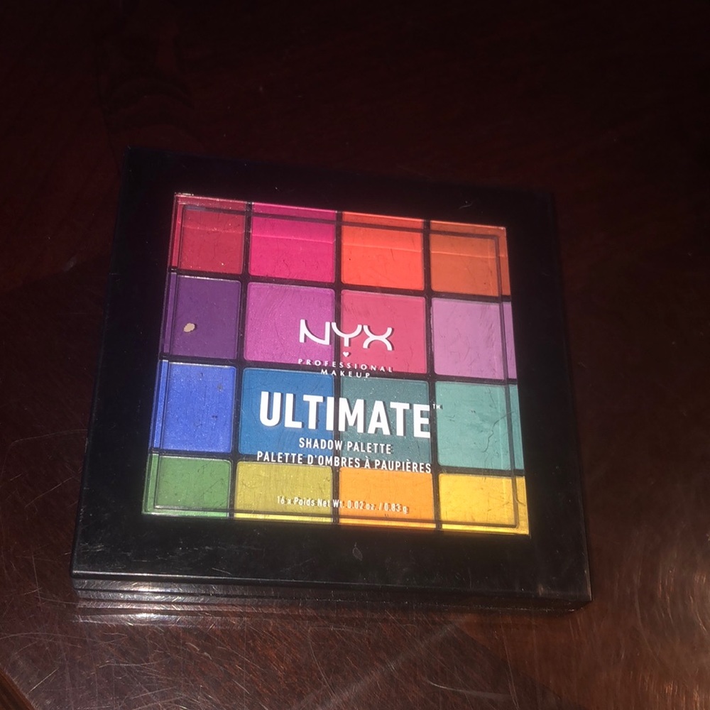 NYX Ultimate Shadow Palette
